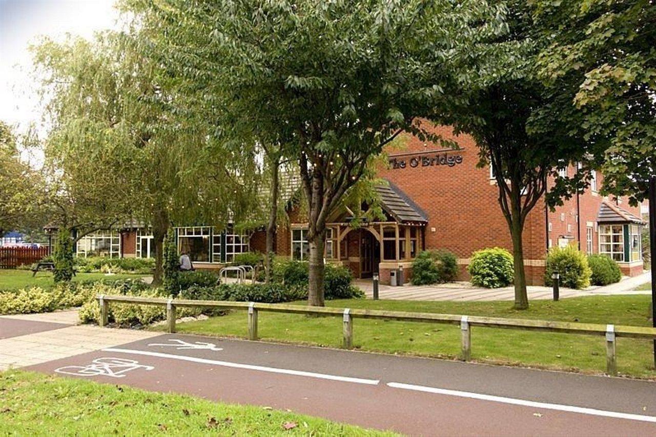 Premier Inn Taunton Central מראה חיצוני תמונה