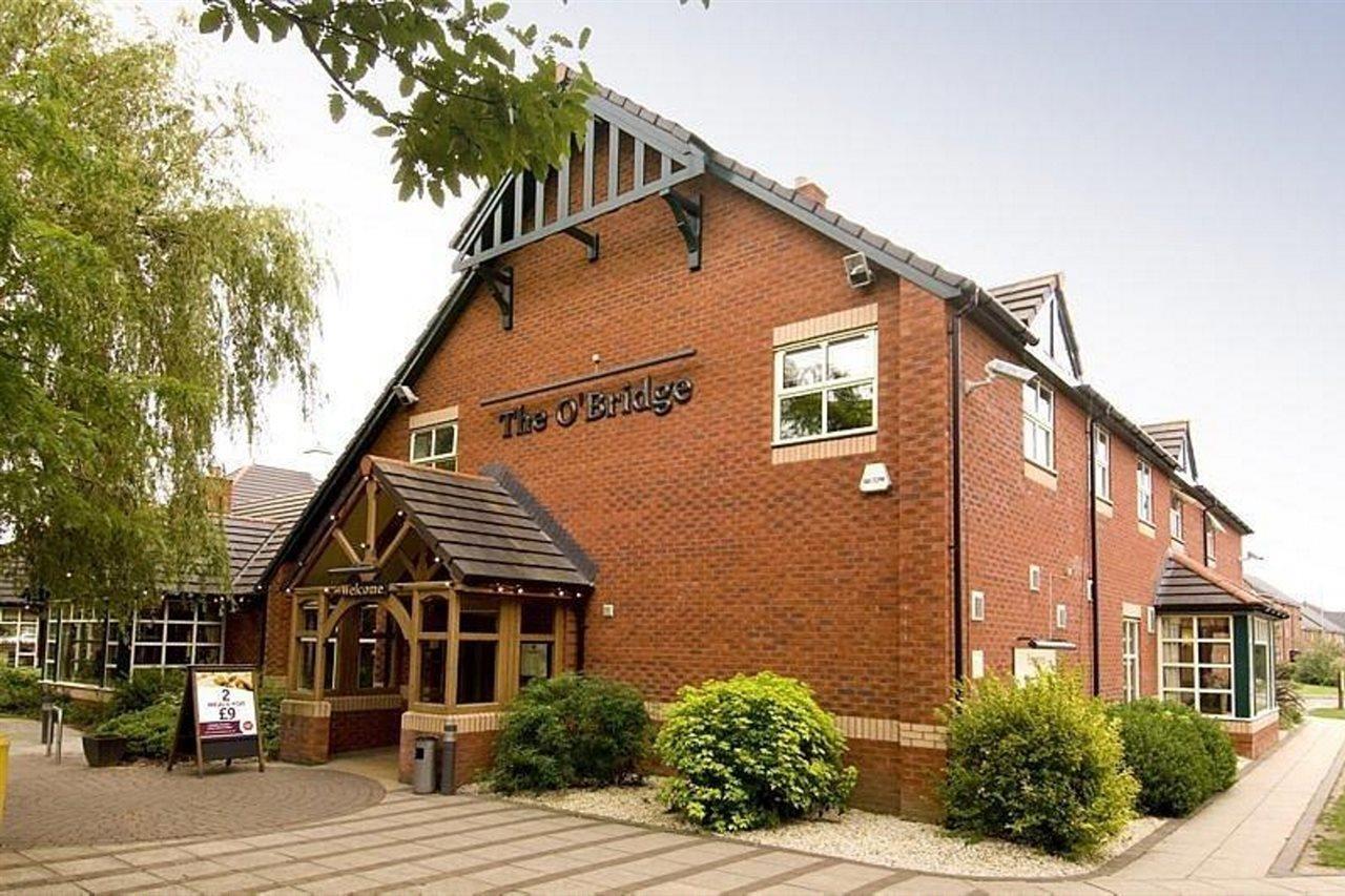 Premier Inn Taunton Central מראה חיצוני תמונה