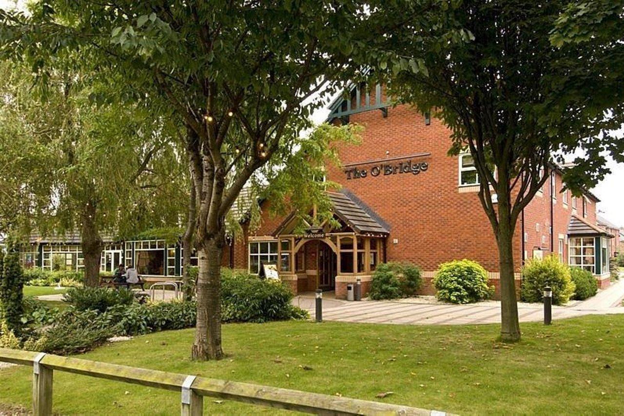 Premier Inn Taunton Central מראה חיצוני תמונה